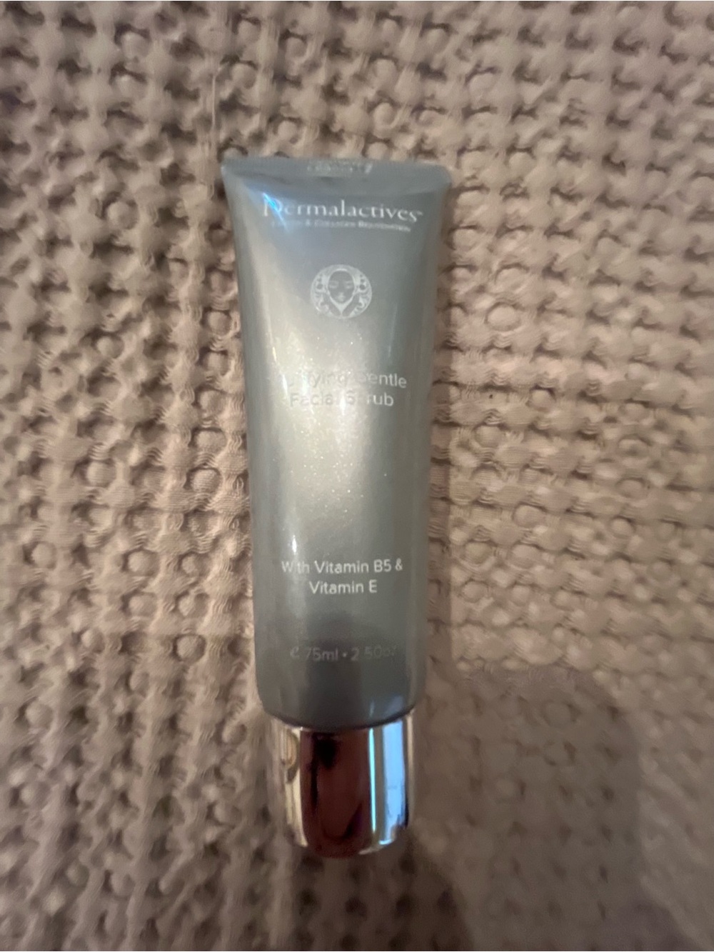 Dermalactives Hydragentle Facial Scrub - Gray